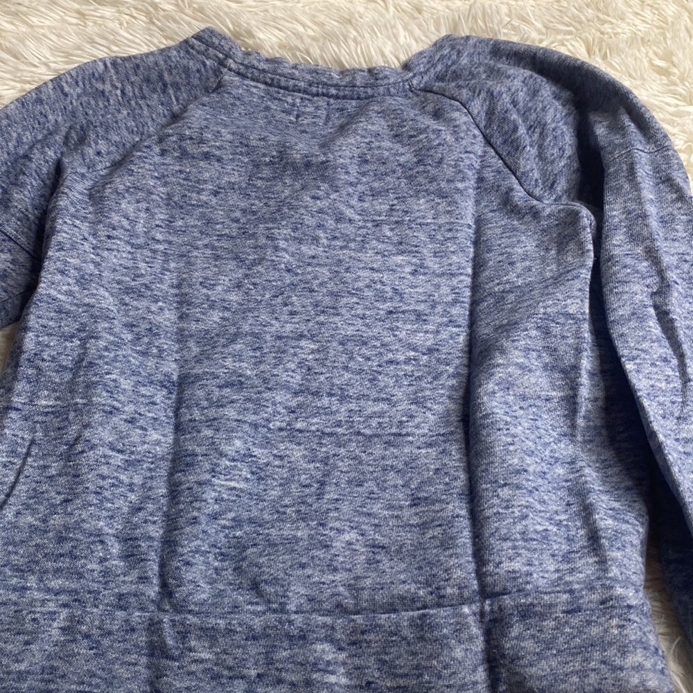 Gap Kid’s Blue Long Sleeve Heart Studded Sweatshirt Girl’s Size Medium - Picture 9 of 10